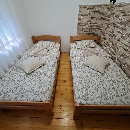 Apartment Colovic Raška エクステリア 写真